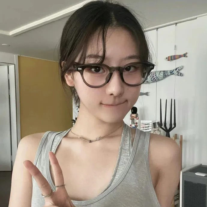 撞邪小姐海报